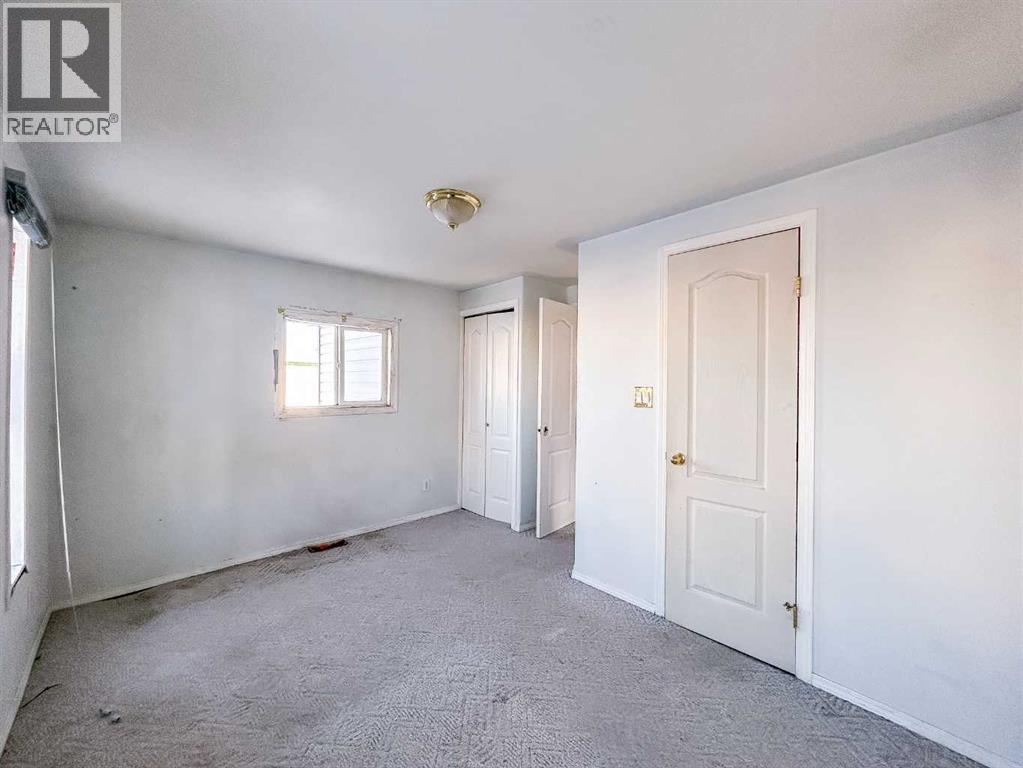 Photo 5 of 292 Grandview Crescent, Fort Mcmurray AB