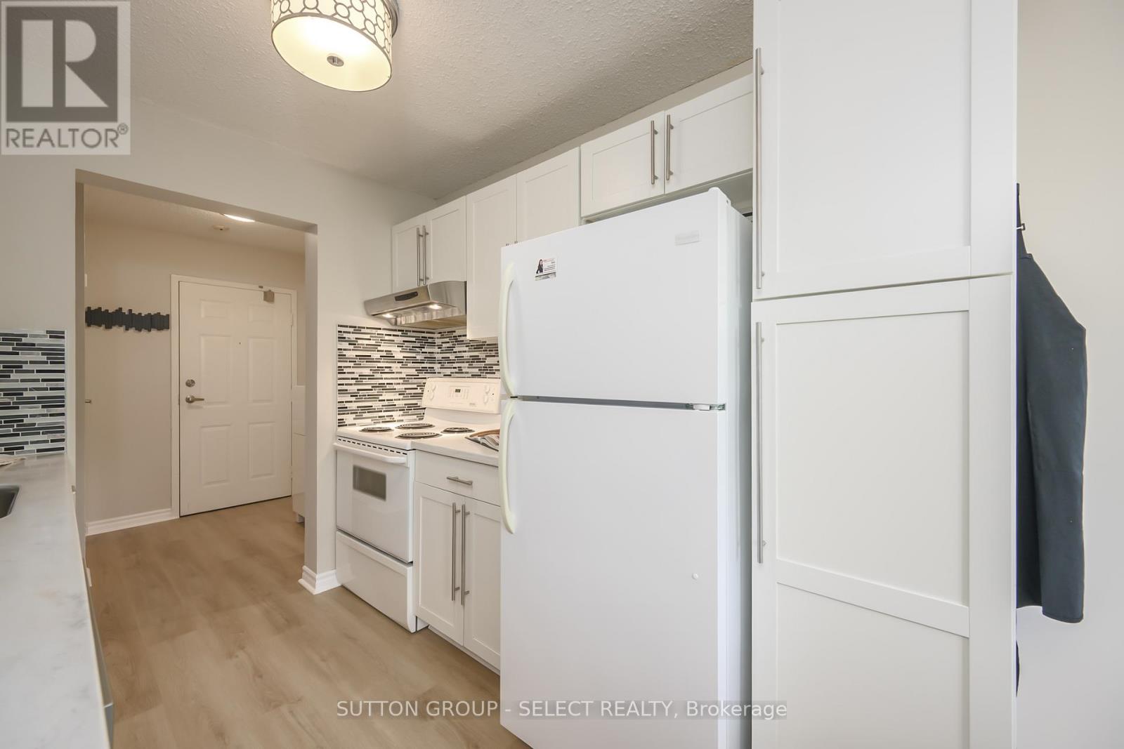 Photo 10 of 305 1600 Adelaide Street N, London North ON