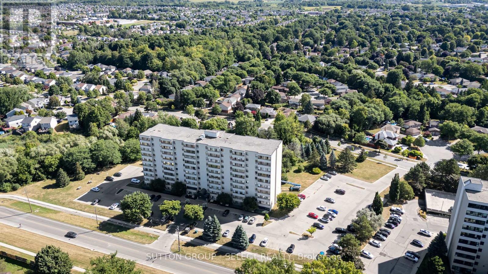 Photo 22 of 305 1600 Adelaide Street N, London North ON