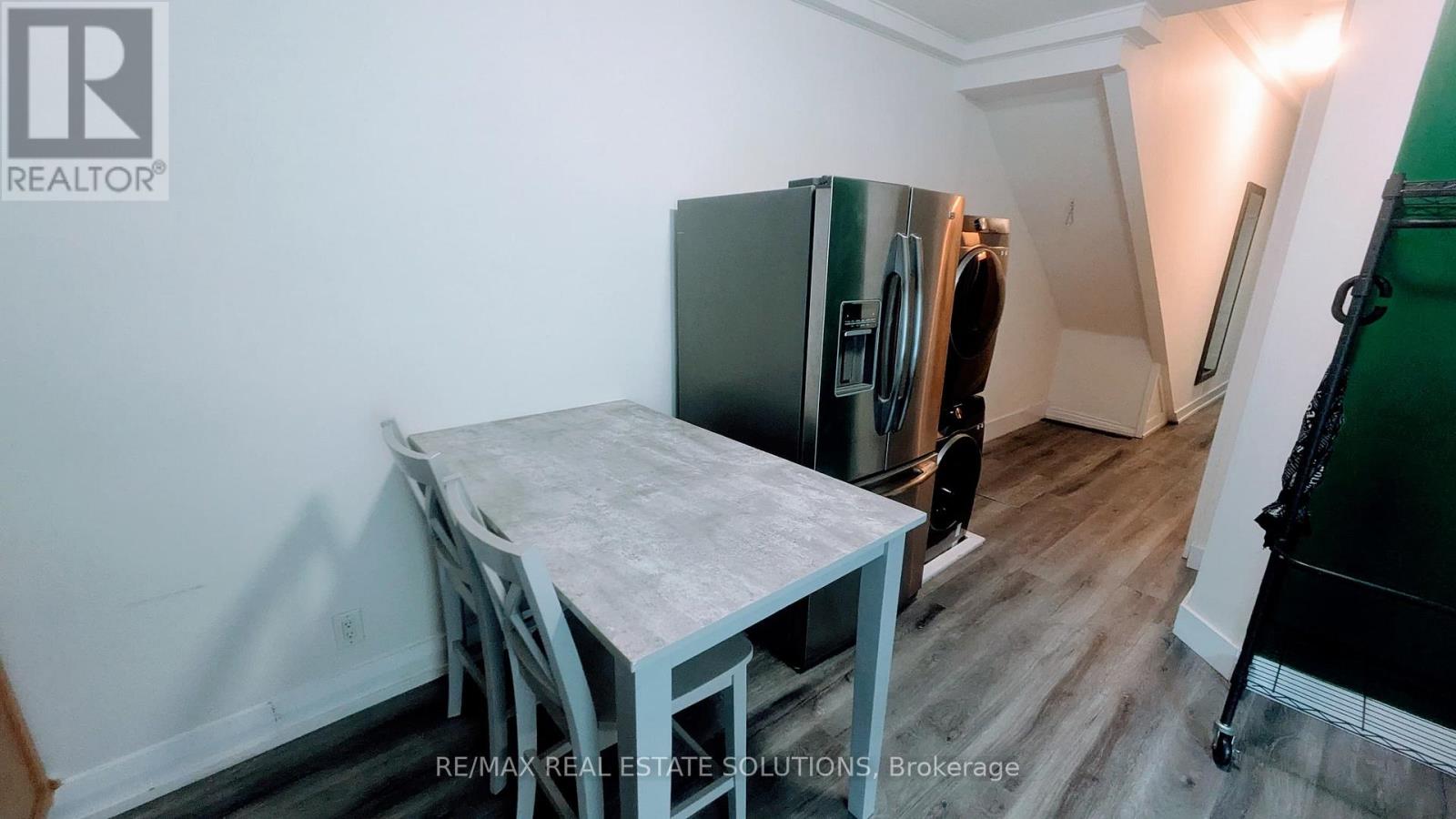 Photo 4 of Lower 206 Bathurst Street, Toronto ON