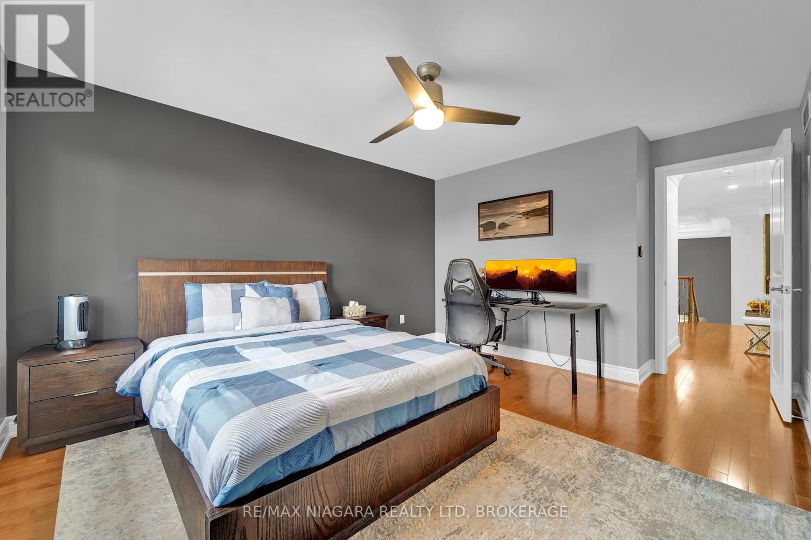 Photo 11 of 8018 Cathedral Drive, Niagara Falls ON