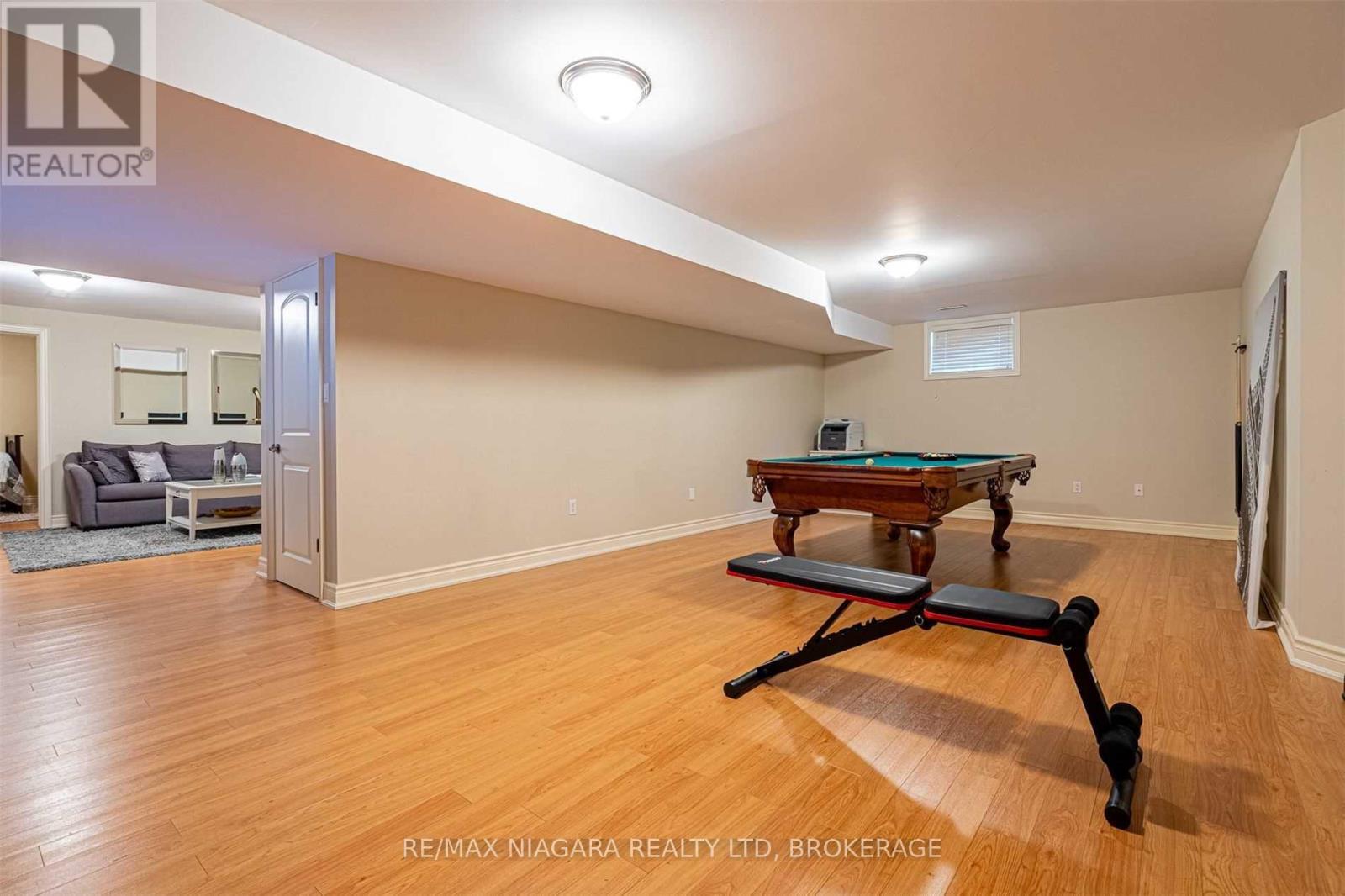 Photo 36 of 8018 Cathedral Drive, Niagara Falls ON