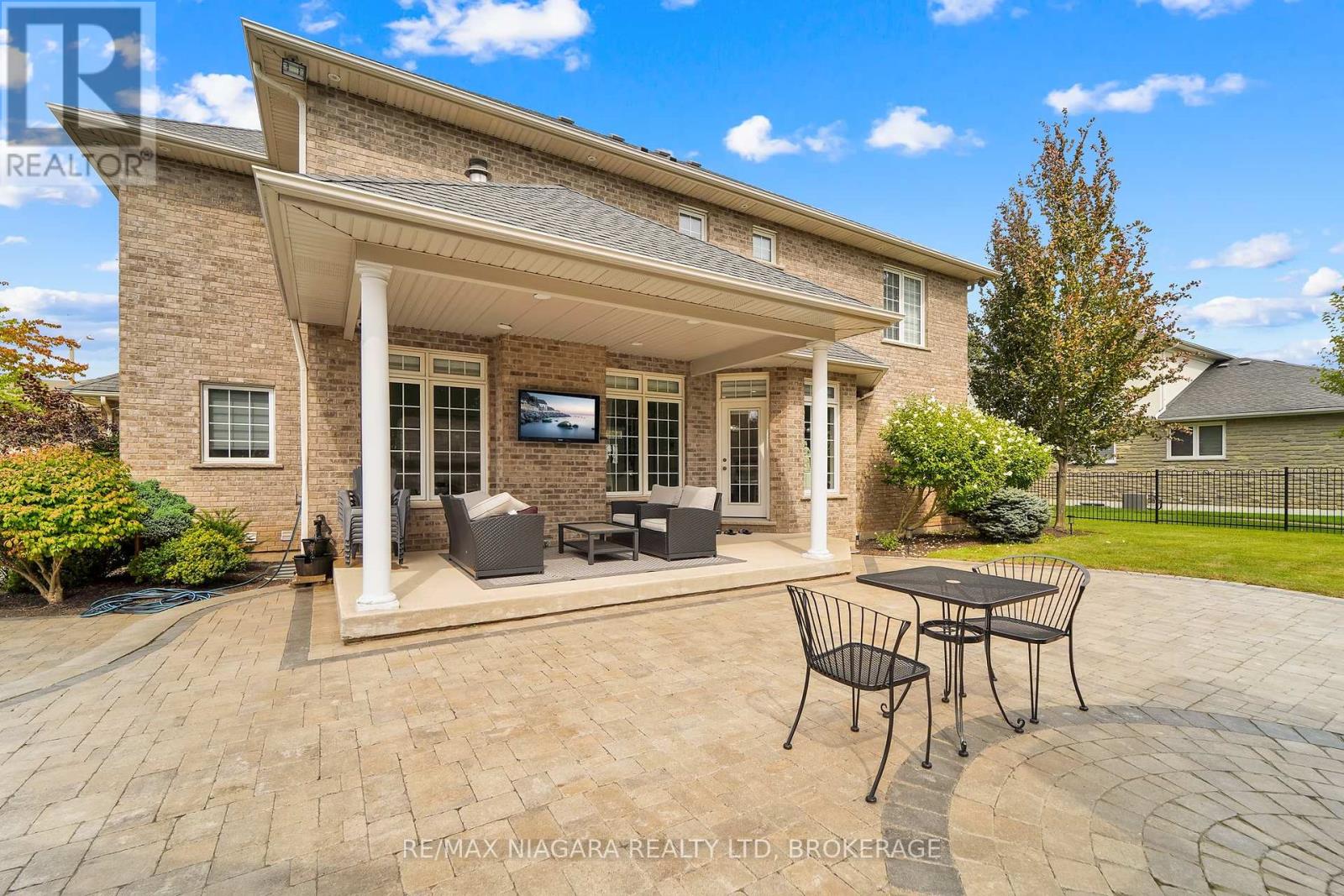Photo 38 of 8018 Cathedral Drive, Niagara Falls ON