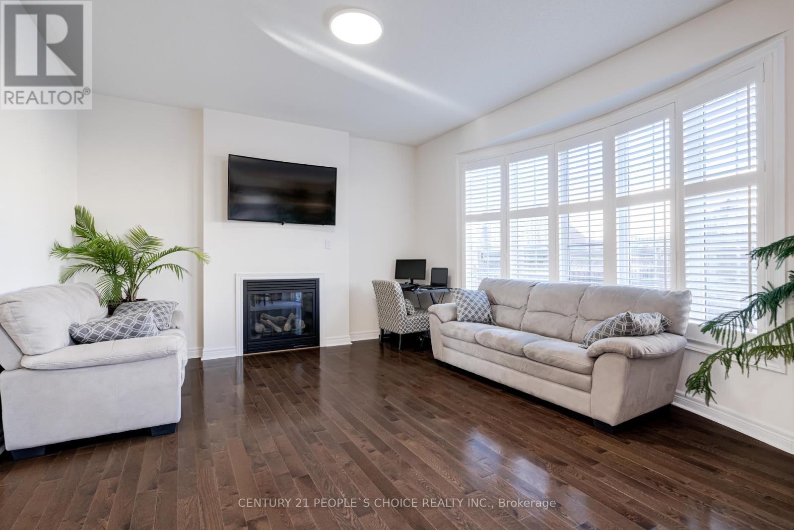 Photo 40 of 25 Fahey Drive, Brampton ON