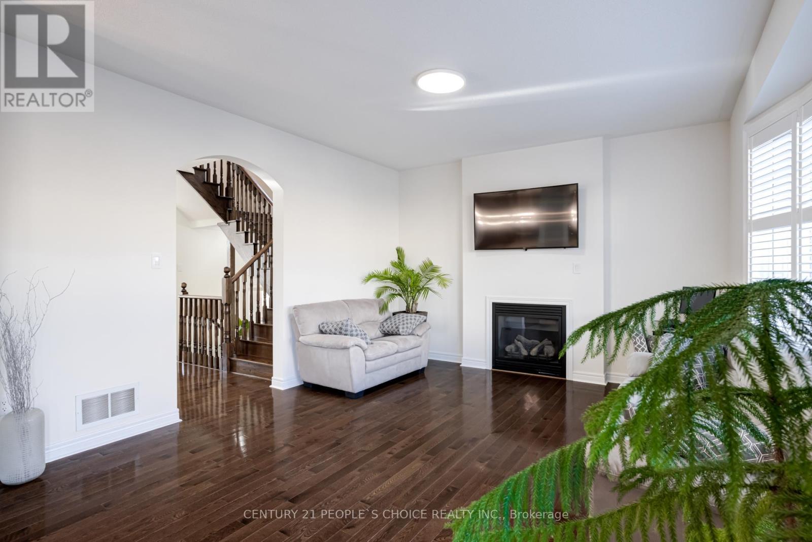 Photo 22 of 25 Fahey Drive, Brampton ON