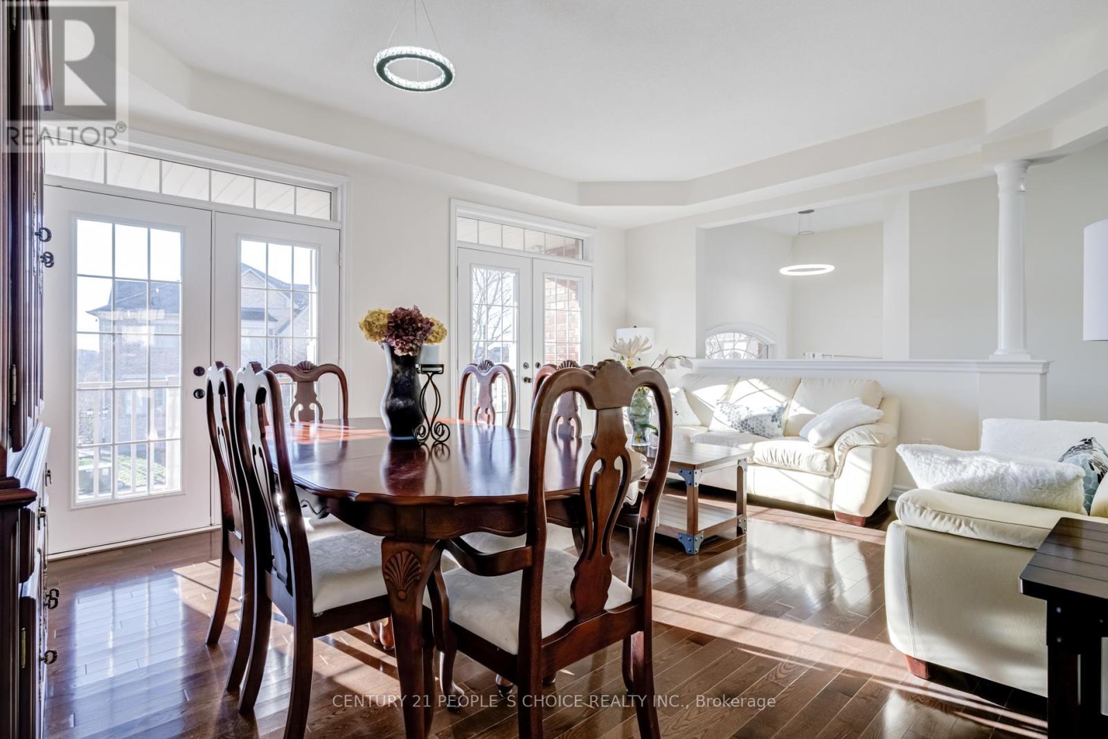 Photo 3 of 25 Fahey Drive, Brampton ON