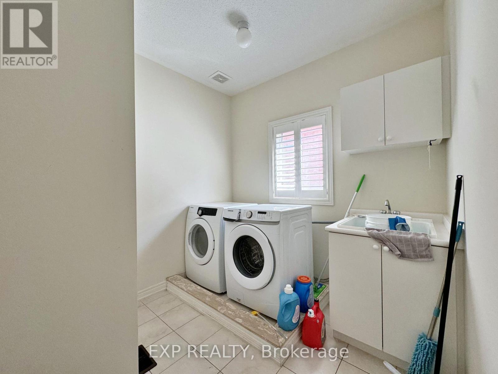 Photo 6 of 98 Fred Mclaren Boulevard, Markham ON