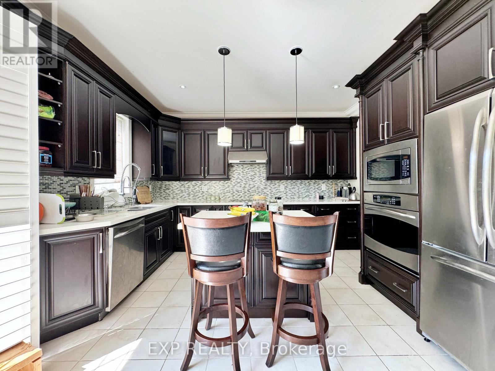 Photo 2 of 98 Fred Mclaren Boulevard, Markham ON