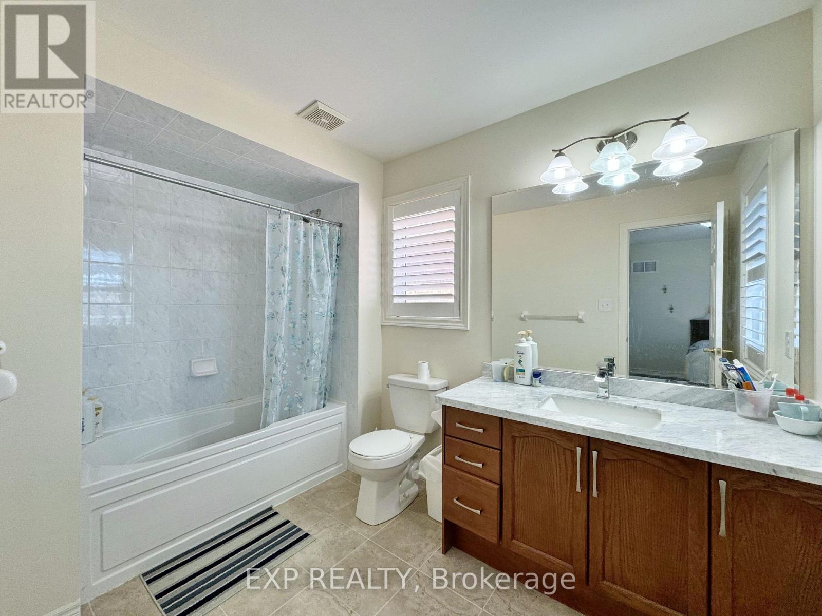 Photo 14 of 98 Fred Mclaren Boulevard, Markham ON