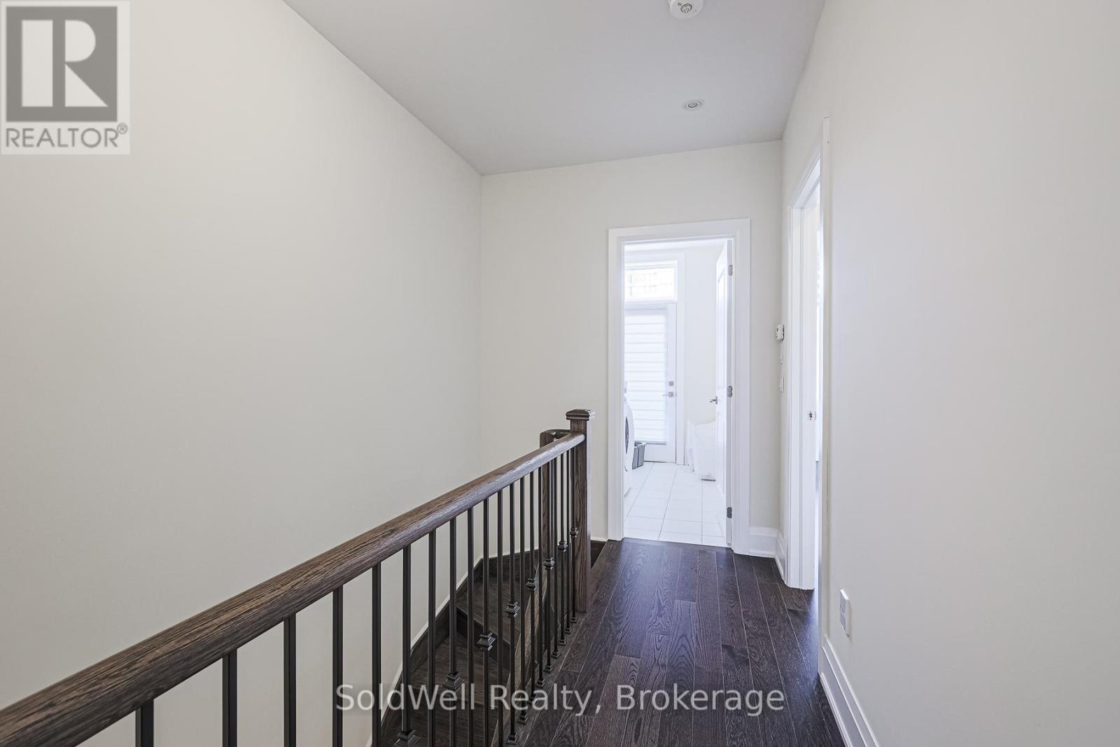 Photo 29 of 243 Smallwood Circle, Vaughan ON