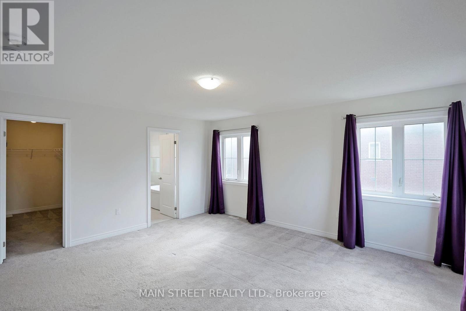 Photo 6 of 1071 Cole Street, Innisfil ON