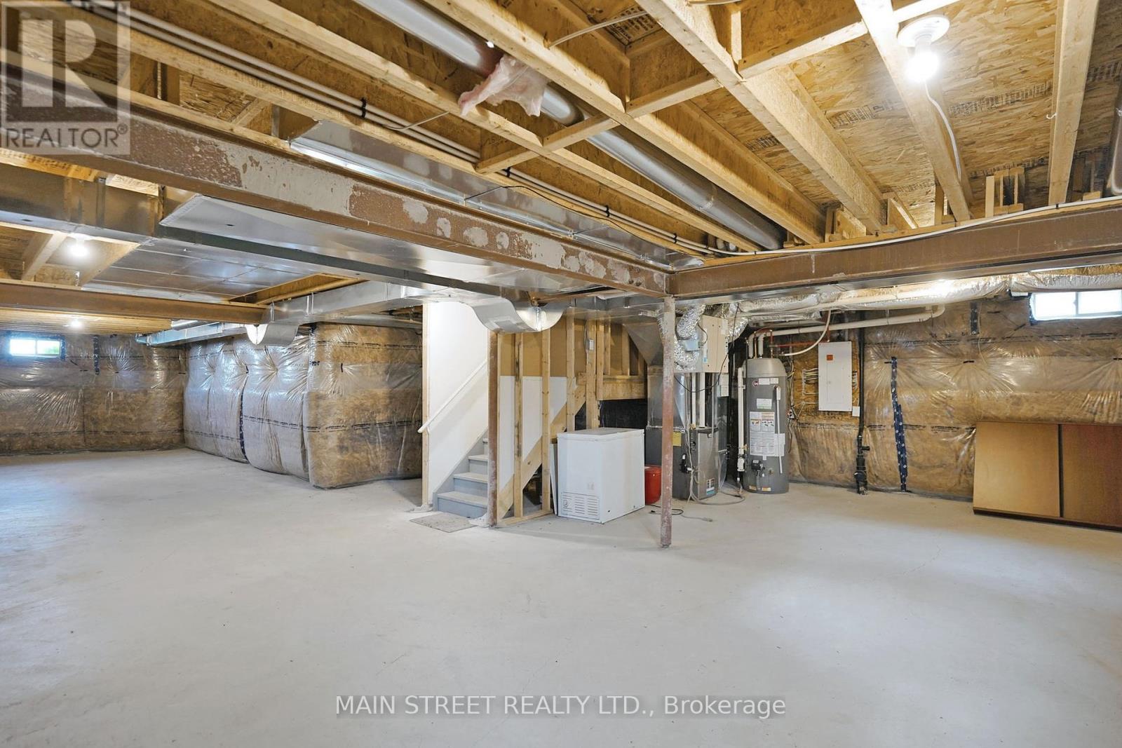 Photo 48 of 1071 Cole Street, Innisfil ON