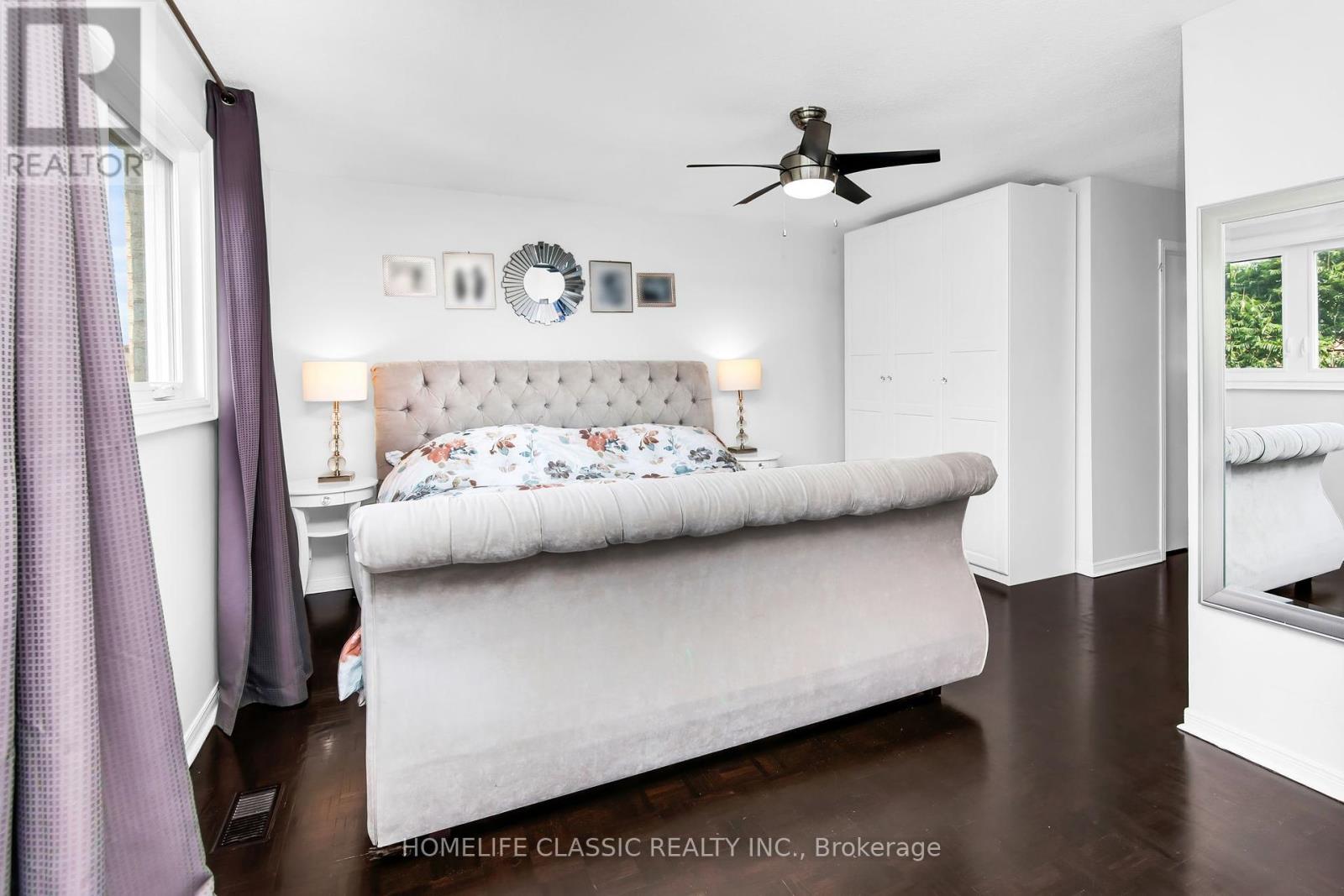 Photo 8 of 72 Gayla Street, Vaughan ON