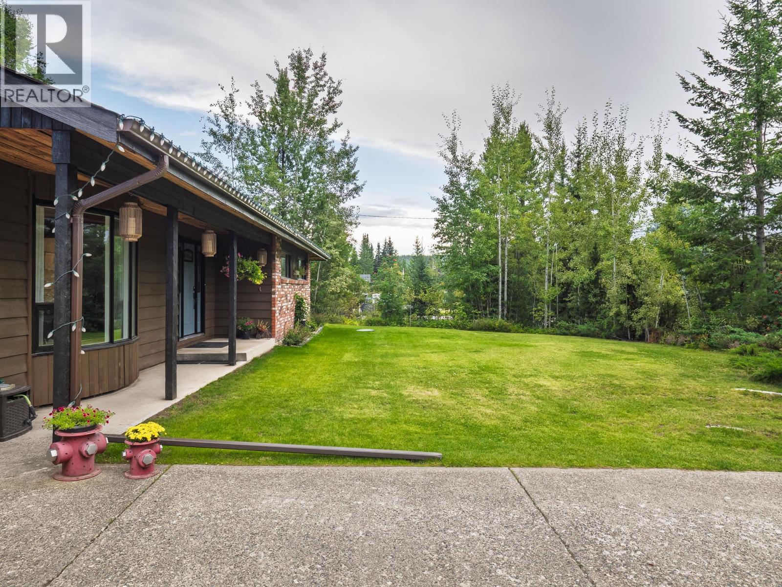 Photo 9 of 5912 Riverdale Crescent, Prince George BC