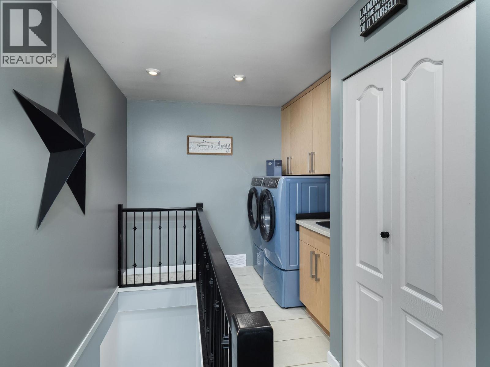 Photo 7 of 5912 Riverdale Crescent, Prince George BC