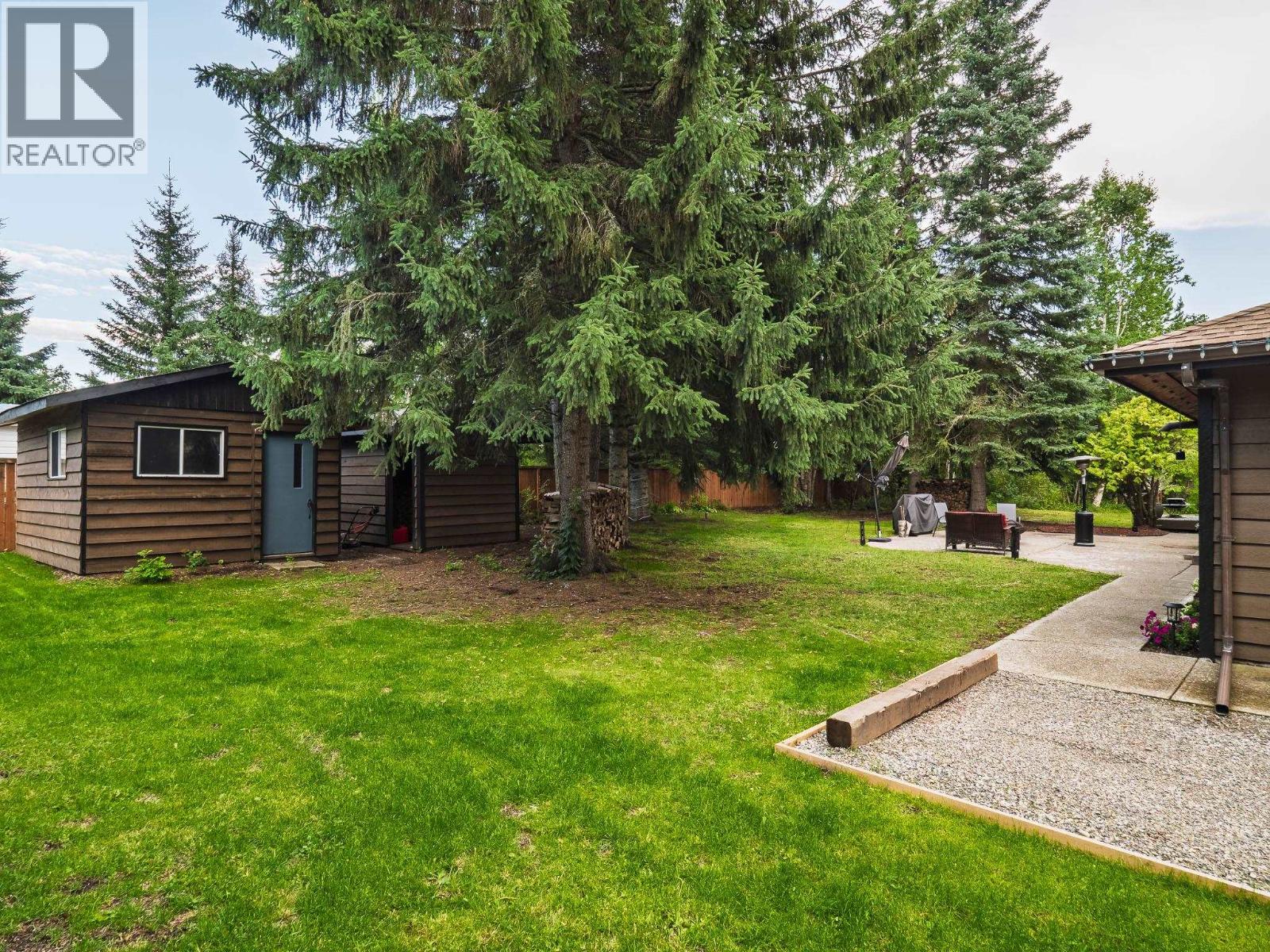 Photo 13 of 5912 Riverdale Crescent, Prince George BC