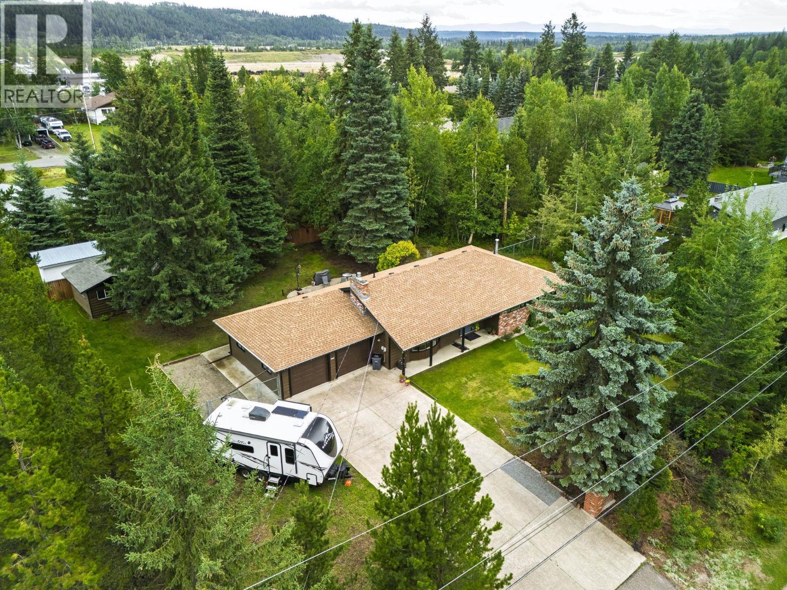 Photo 30 of 5912 Riverdale Crescent, Prince George BC