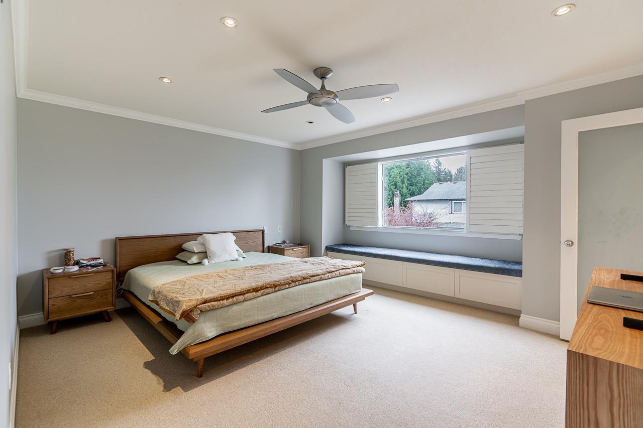 Photo 16 of 5976 Southpark Grove, Surrey BC