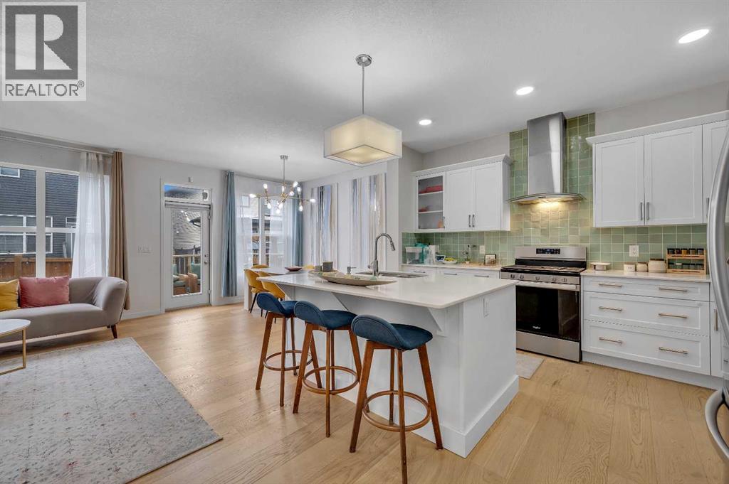 Photo 1 of 14 Ambleside Rise Nw, Calgary AB