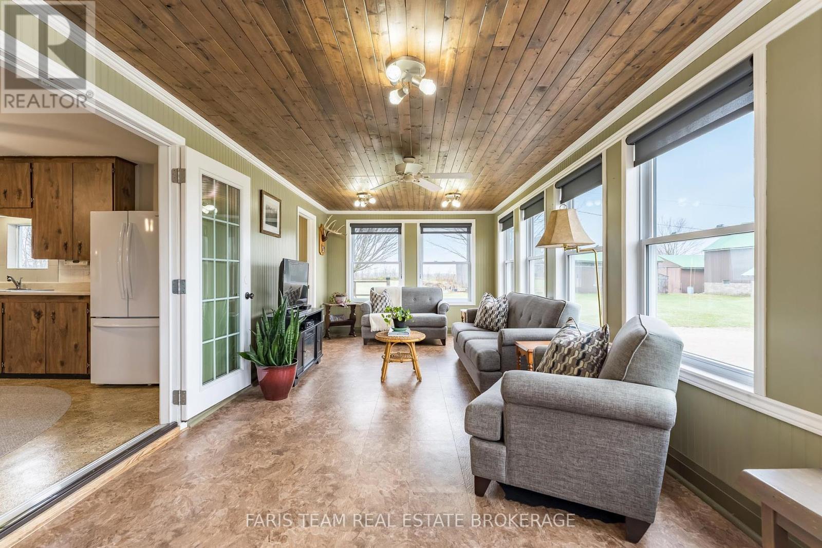 Photo 5 of 83 Hummingbird Hill Road, Oromedonte ON