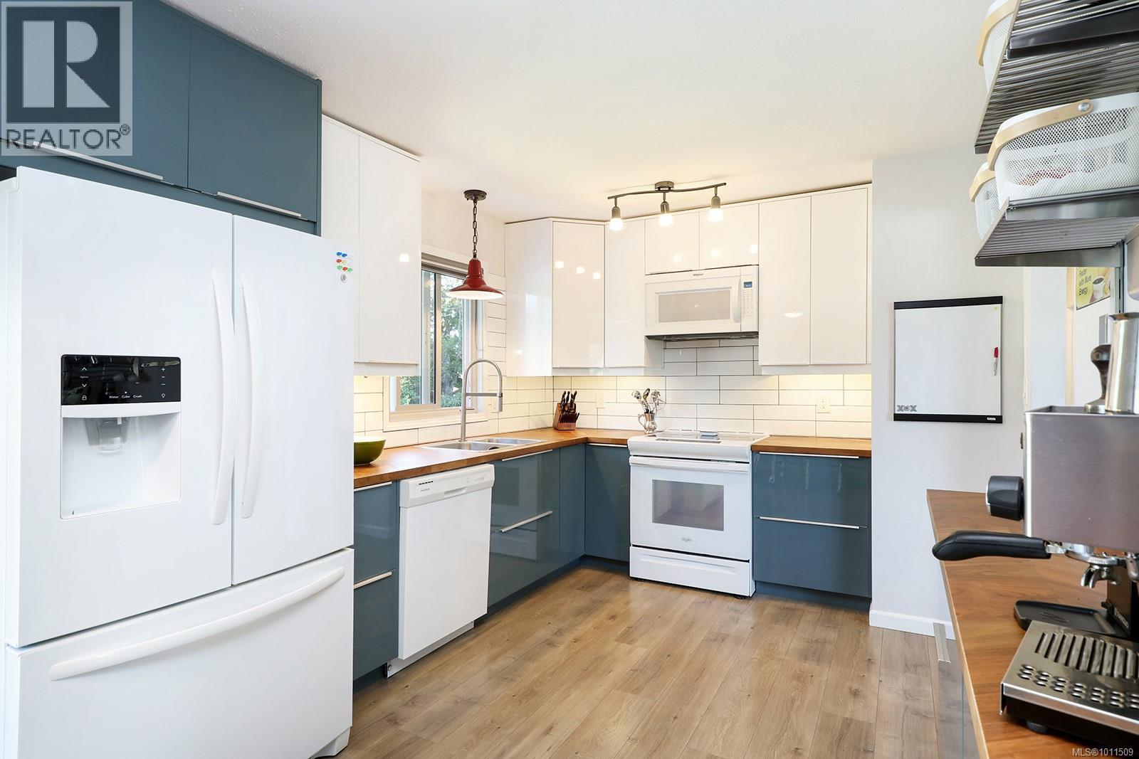 527 Pritchard Rd, Comox