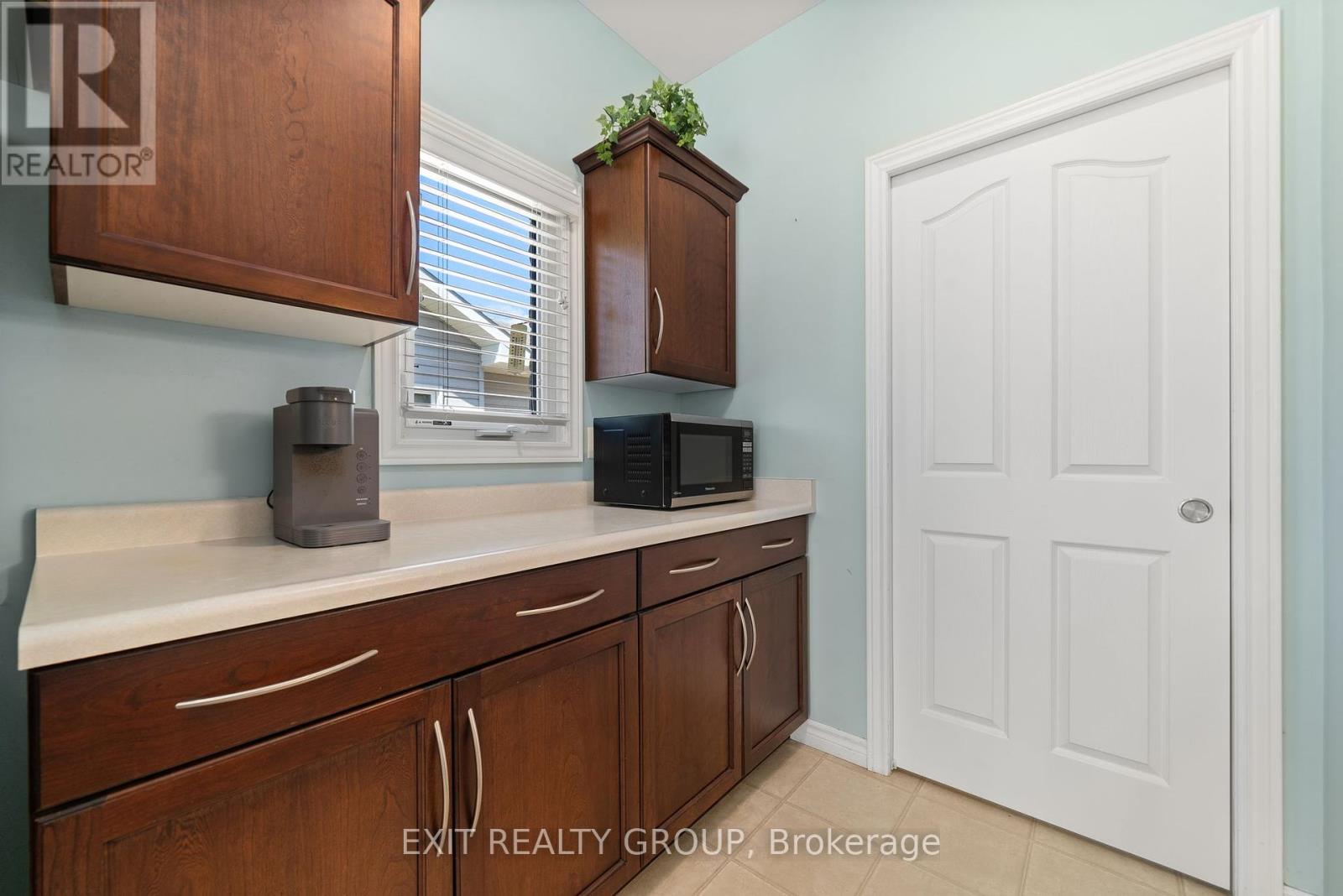 Photo 12 of 38 Aletha Drive, Prince Edward County ON