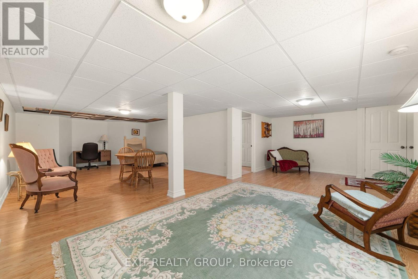 Photo 32 of 38 Aletha Drive, Prince Edward County ON