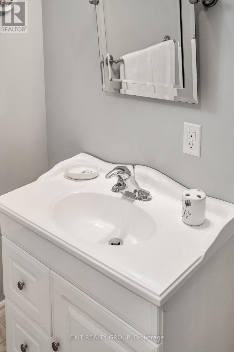 Photo 40 of 38 Aletha Drive, Prince Edward County ON