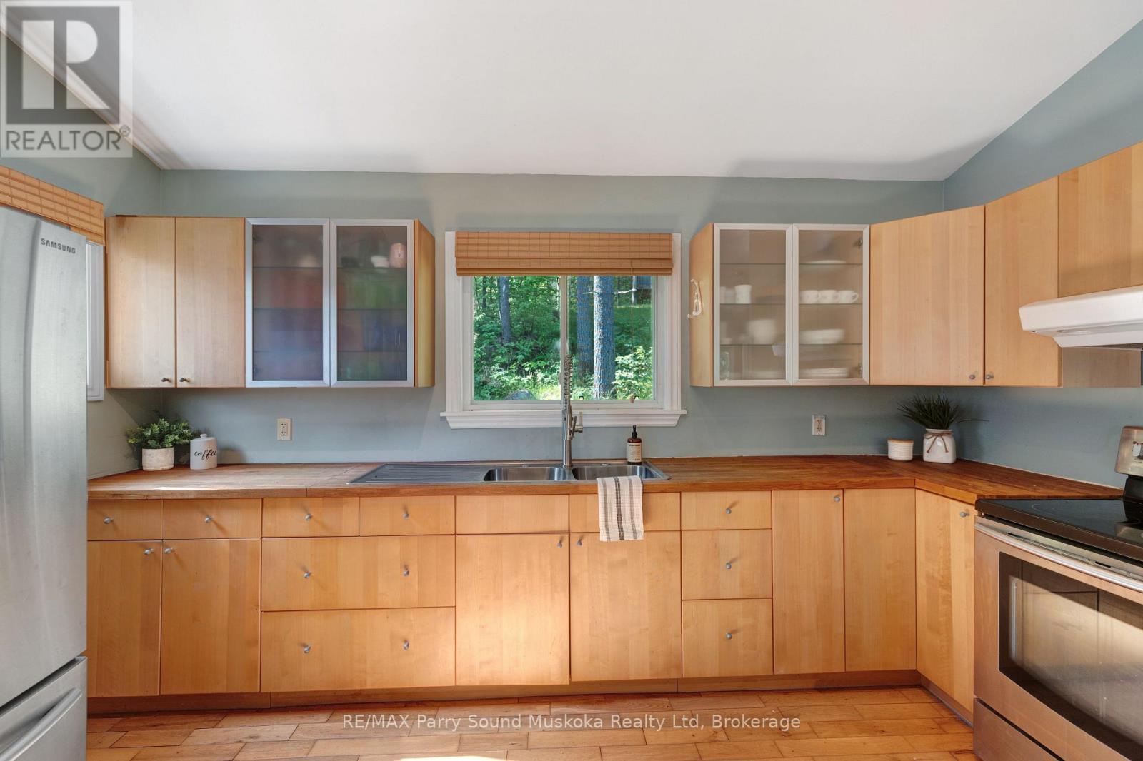 Photo 11 of 71 A Kawigamog Lake Road, Parry Sound Remote Area ON