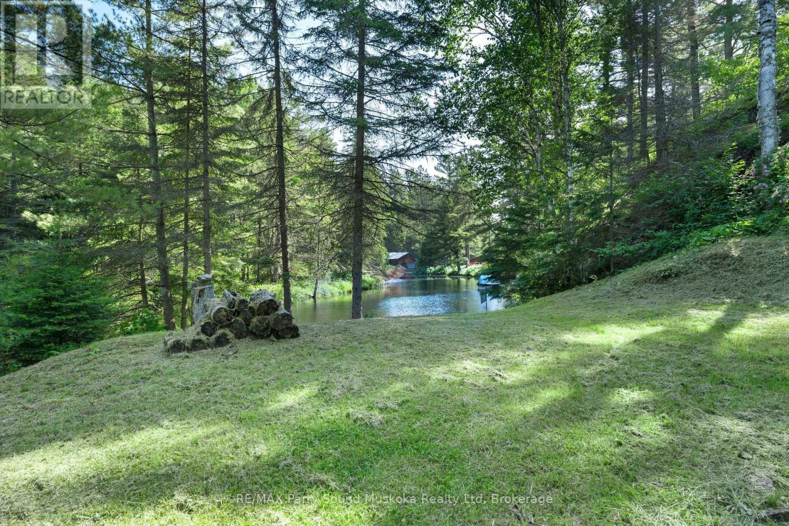 Photo 43 of 71 A Kawigamog Lake Road, Parry Sound Remote Area ON