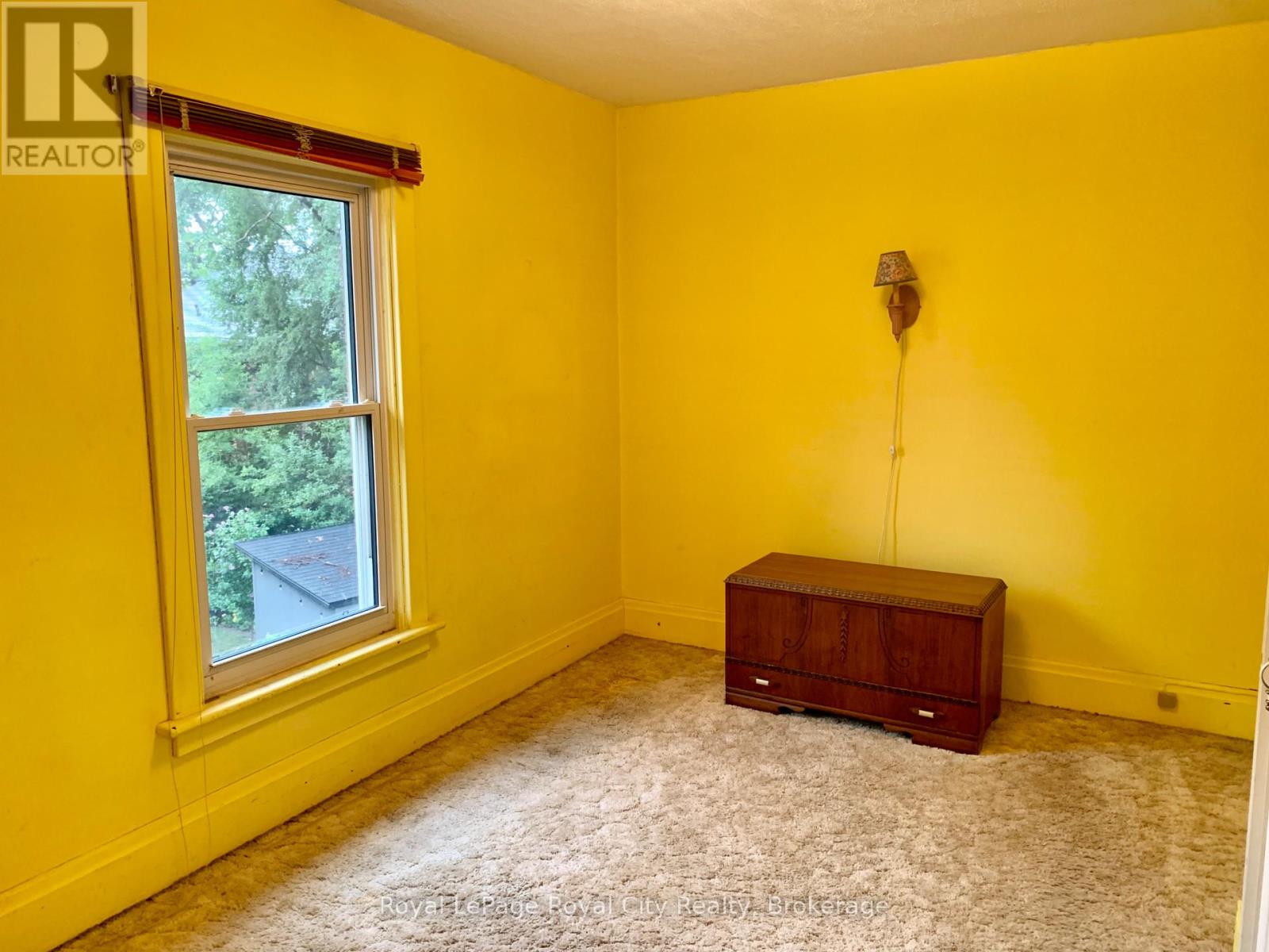 Photo 12 of 68 Robinson Avenue, Guelph ON