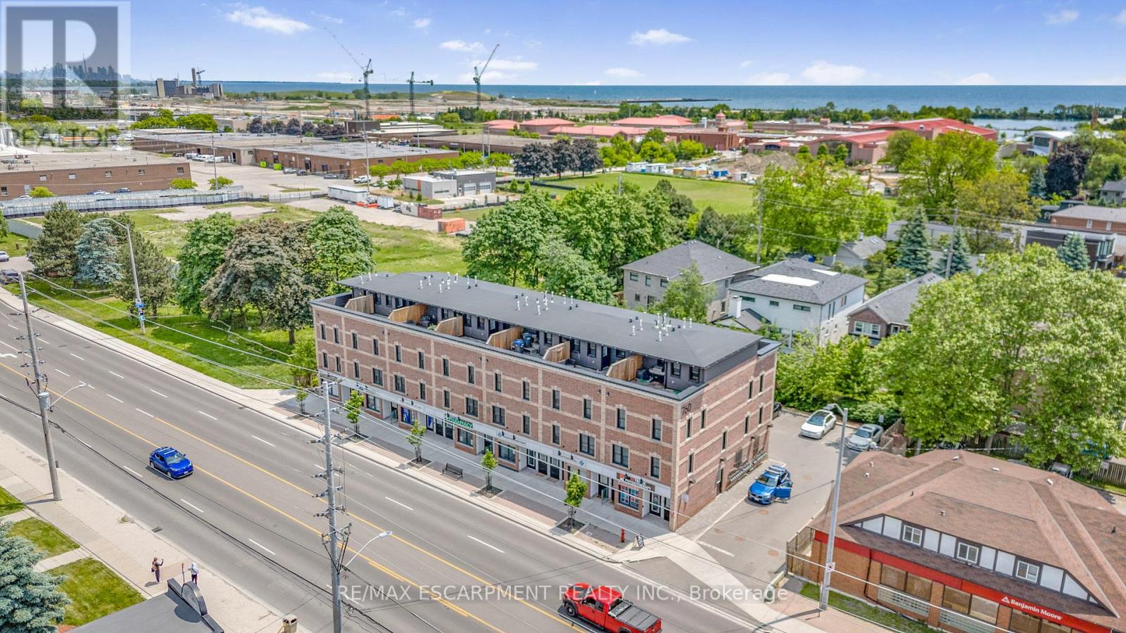 Photo 26 of 206 760 Lakeshore Road E, Mississauga ON