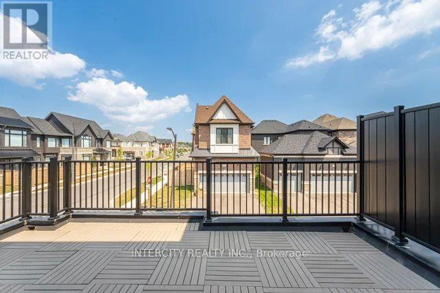 Photo 18 of 4 Bowbeer Road, Oakville ON