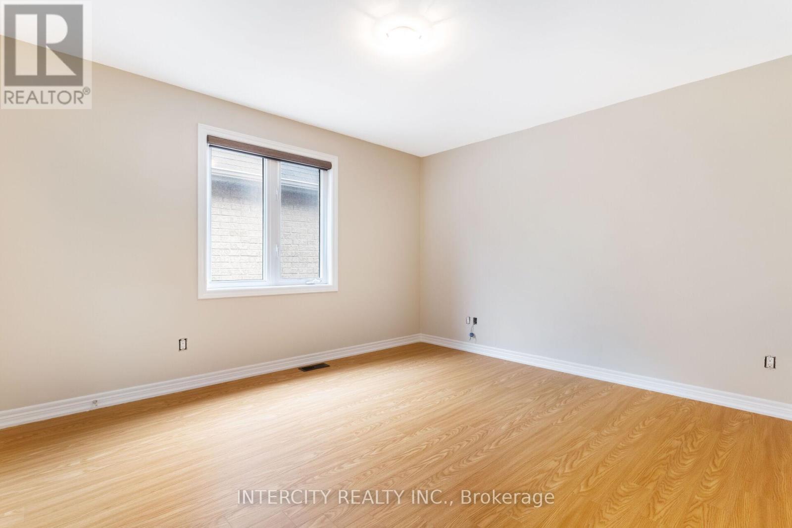 Photo 41 of 20 Russell Creek Drive, Brampton ON