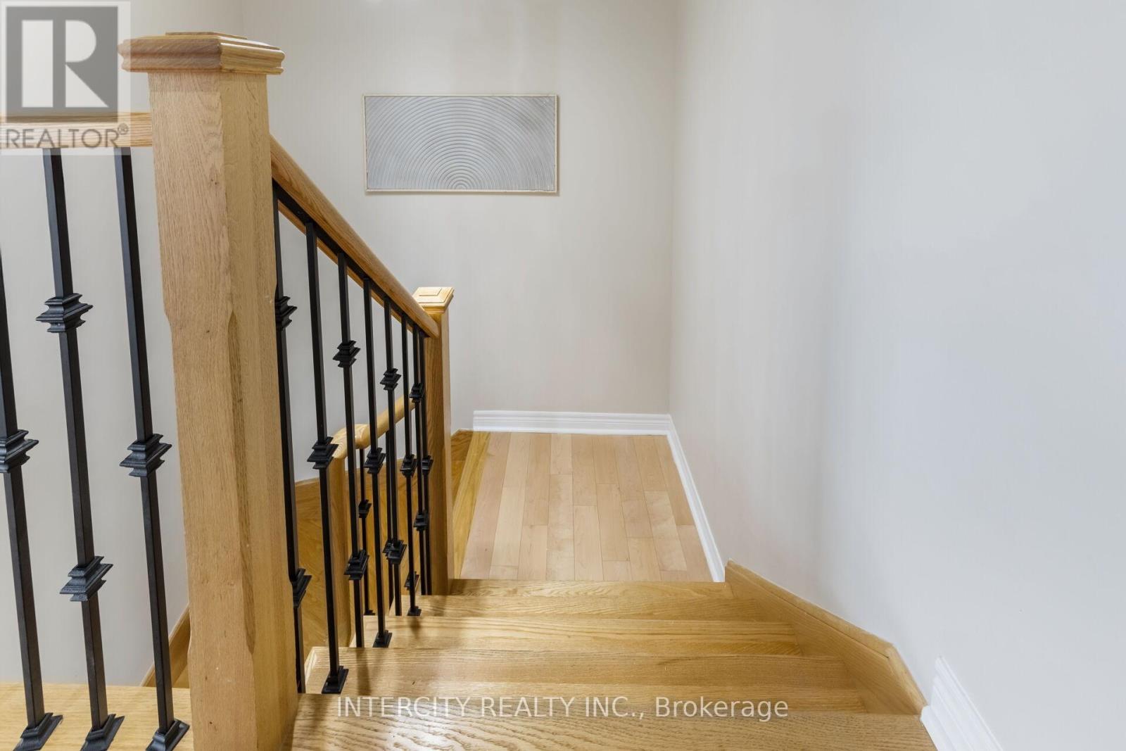 Photo 45 of 20 Russell Creek Drive, Brampton ON
