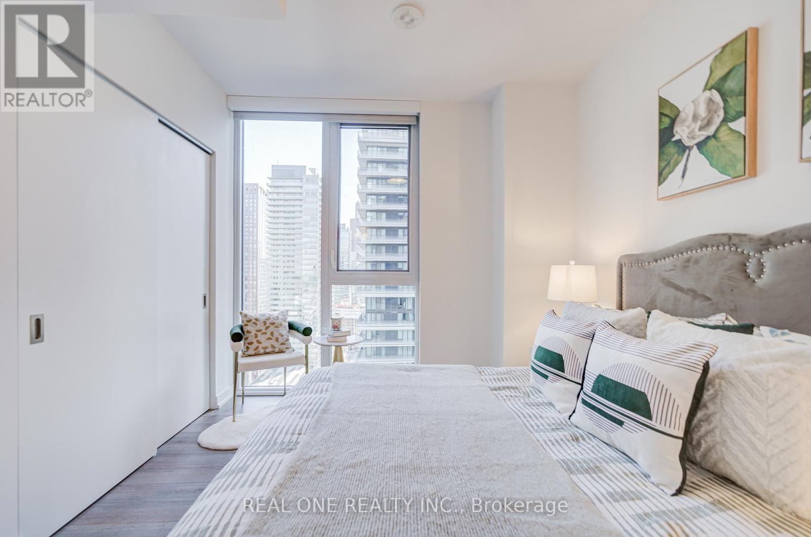Photo 19 of 2803 357 King Street W, Toronto ON