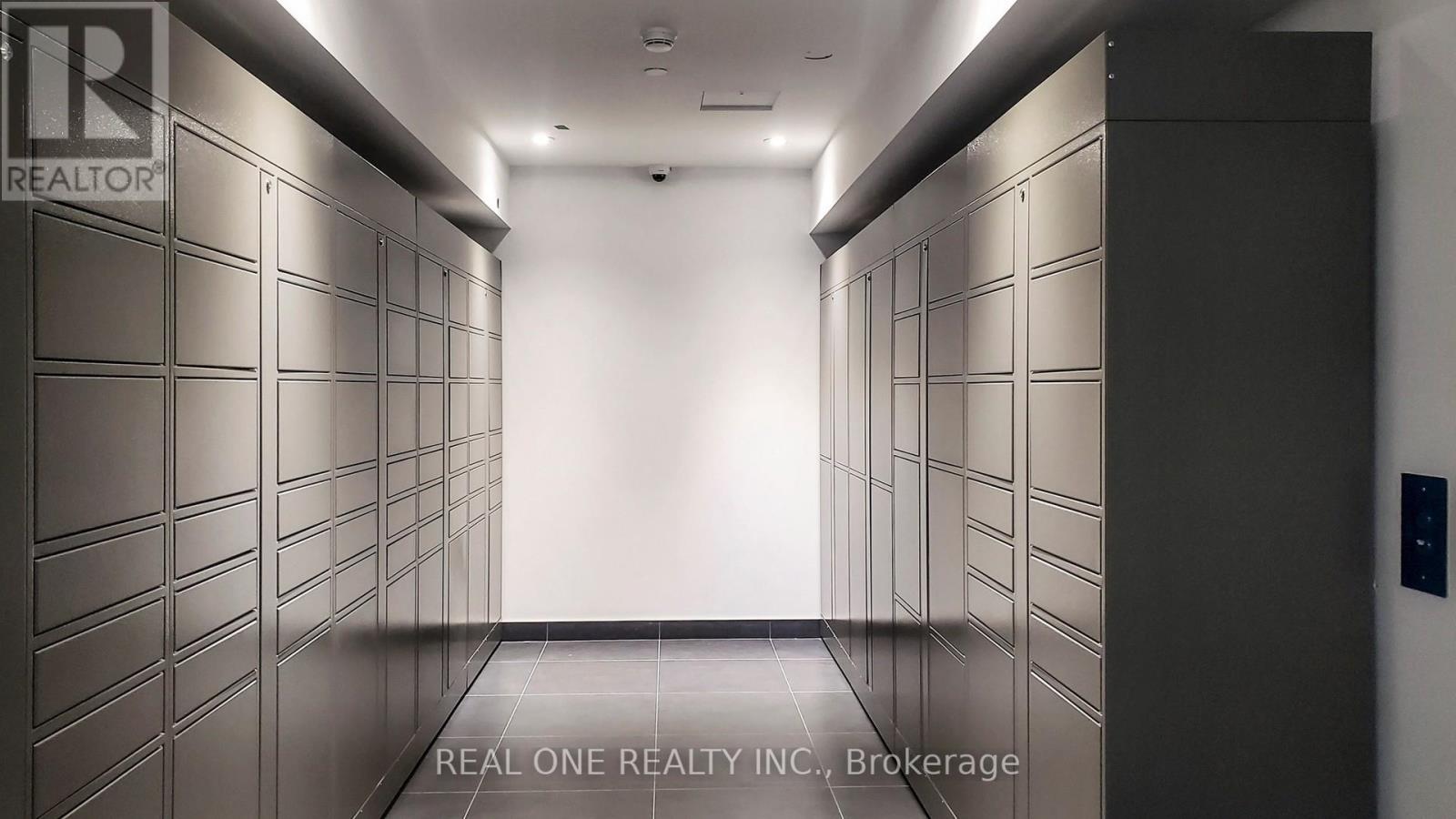 Photo 12 of 2803 357 King Street W, Toronto ON