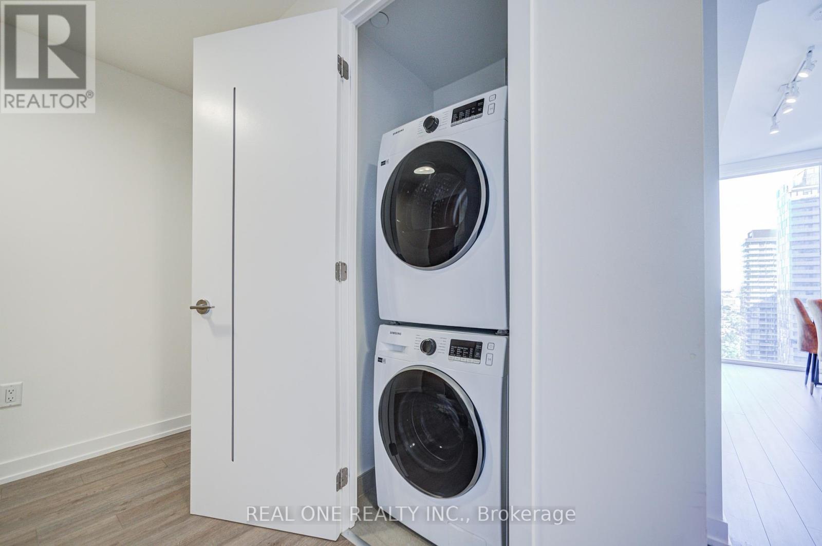Photo 21 of 2803 357 King Street W, Toronto ON