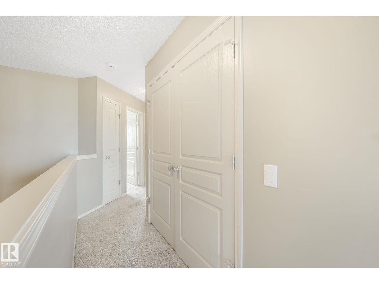 Photo 15 of 7013 Cardinal Wy Sw, Edmonton AB