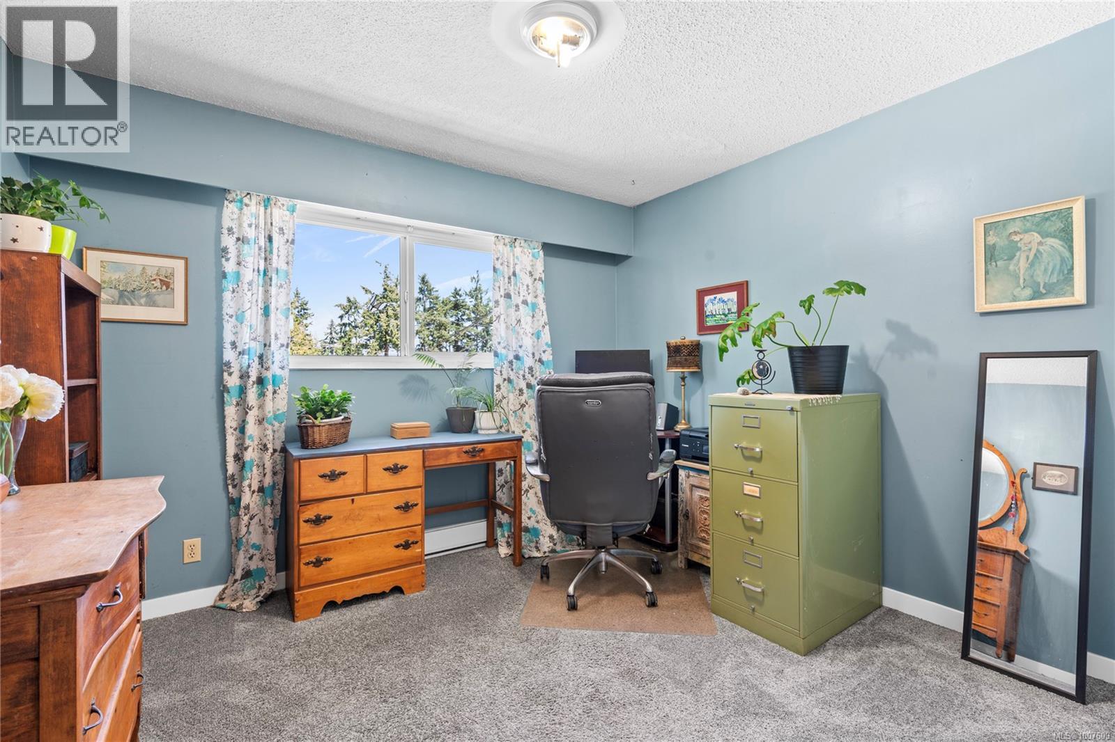 Photo 16 of 1526 Sunrise Dr, Parksville BC