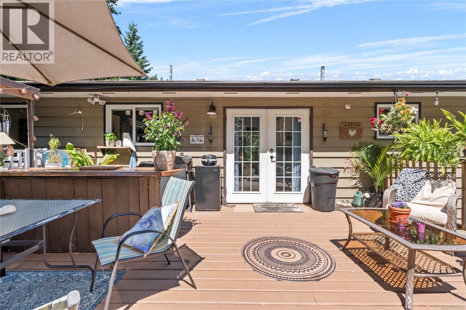 Photo 31 of 1526 Sunrise Dr, Parksville BC