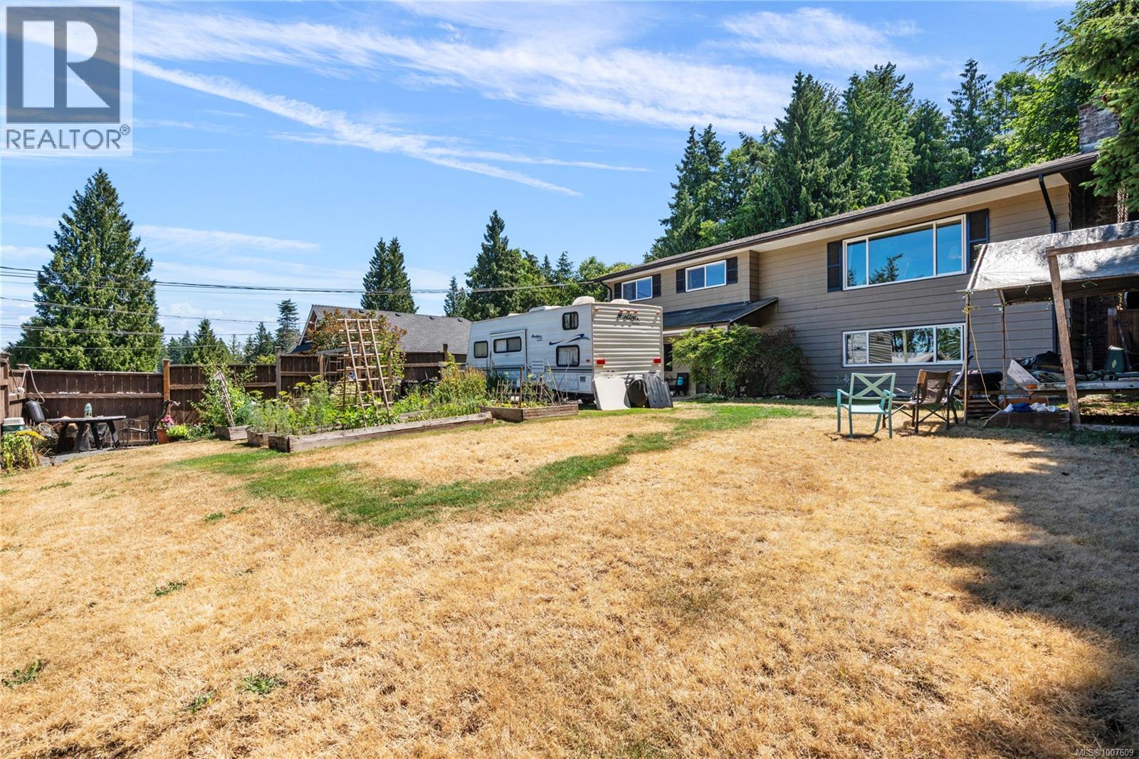 Photo 42 of 1526 Sunrise Dr, Parksville BC