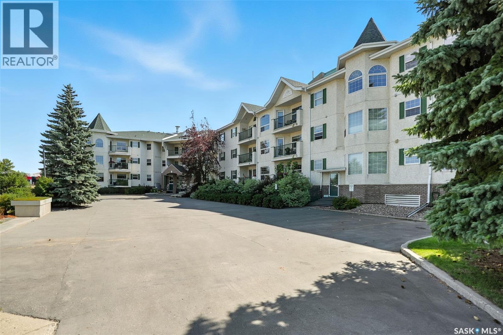 Single Family House Low rise for Sale in   McKercher DRIVE Saskatoon 