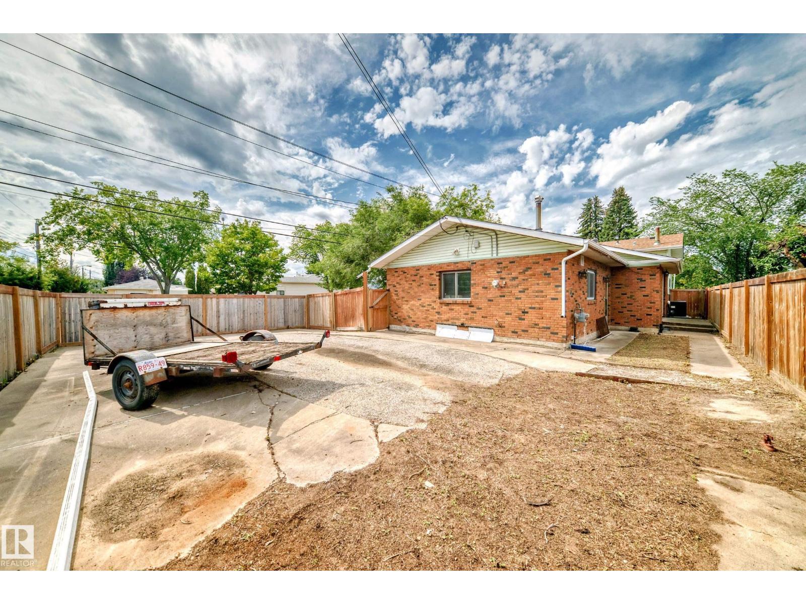 Photo 59 of 13316 129 Av S Nw, Edmonton AB