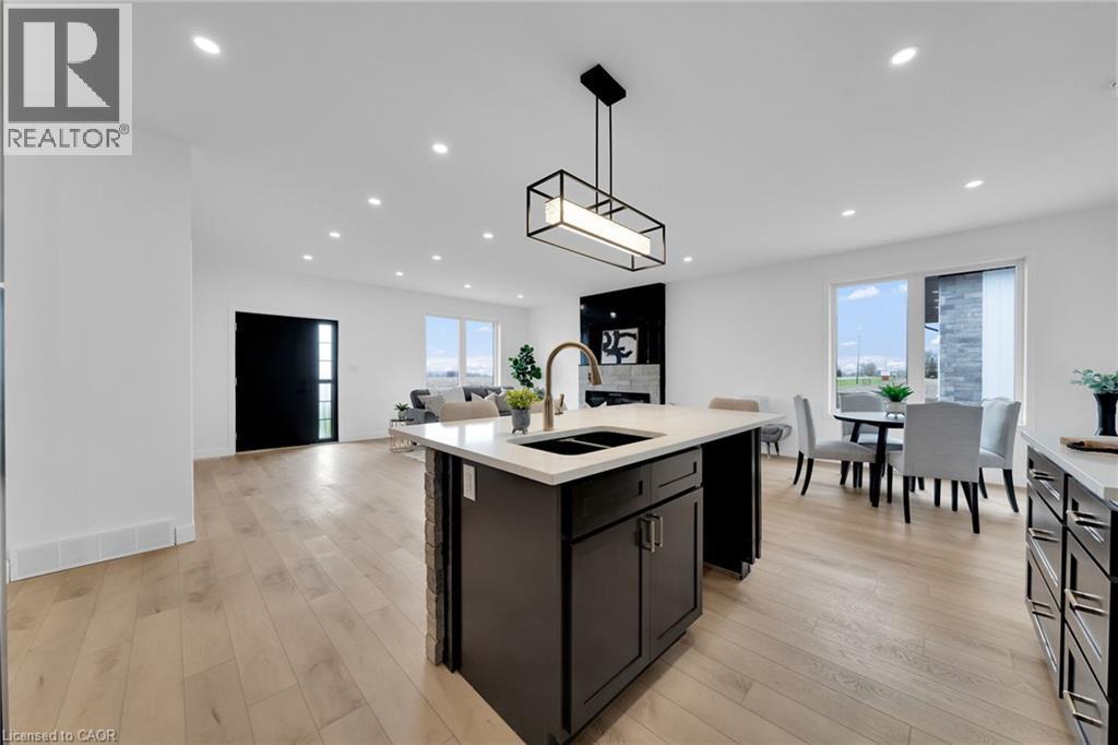 Photo 38 of 4093 Rainham Road, Selkirk ON