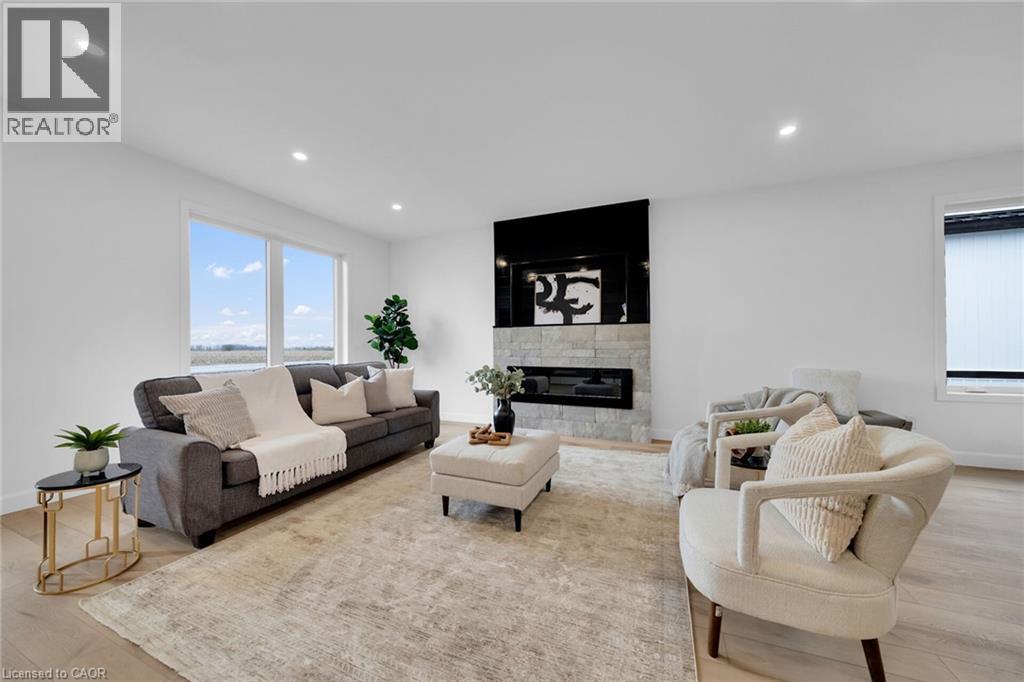 Photo 4 of 4093 Rainham Road, Selkirk ON
