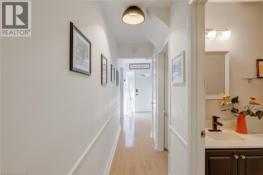 Photo 16 of 1560 Kerns Road Unit 5, Burlington ON