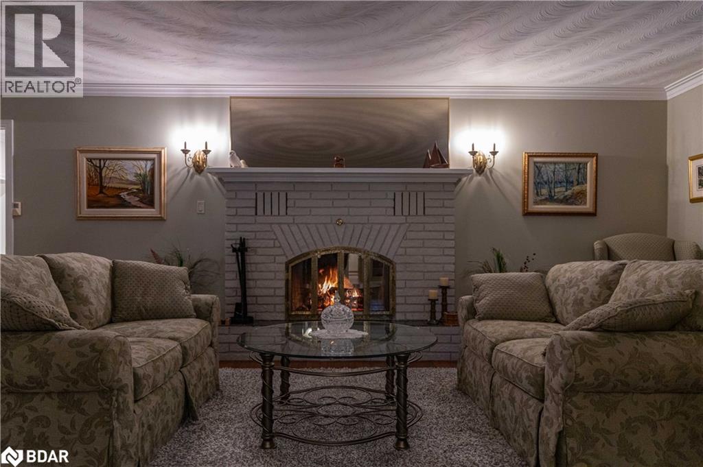 Photo 5 of 1836 Quantz Crescent, Innisfil ON