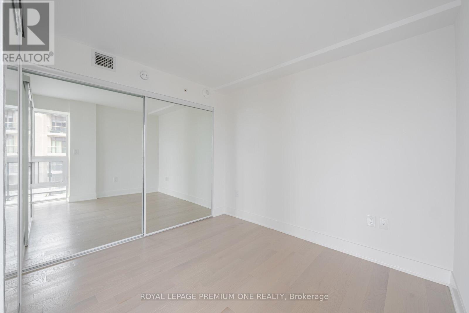 Photo 15 of 2607 955 Bay Street, Toronto ON