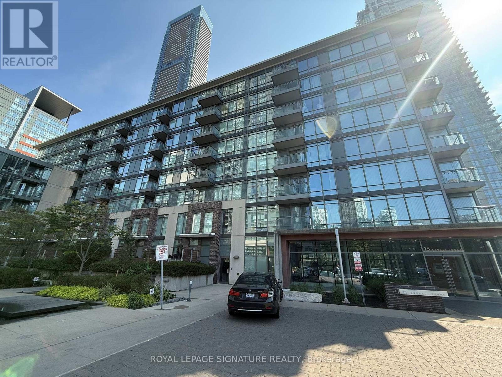 Photo 9 of 102 15 Brunel Court, Toronto ON